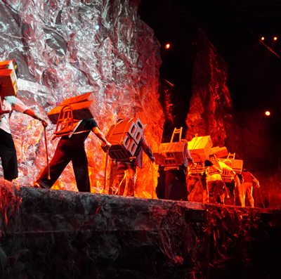 只有峨眉山演出